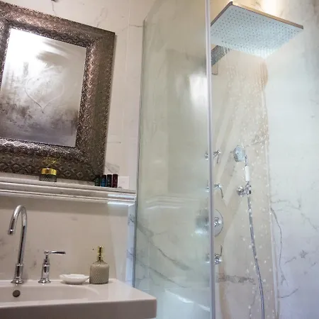 Heritage Cardo Hotel