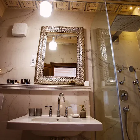 Heritage Cardo Hotel 4*