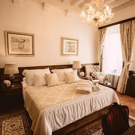 Heritage Cardo Hotel Split