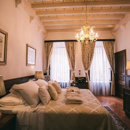 Hotel Heritage Cardo