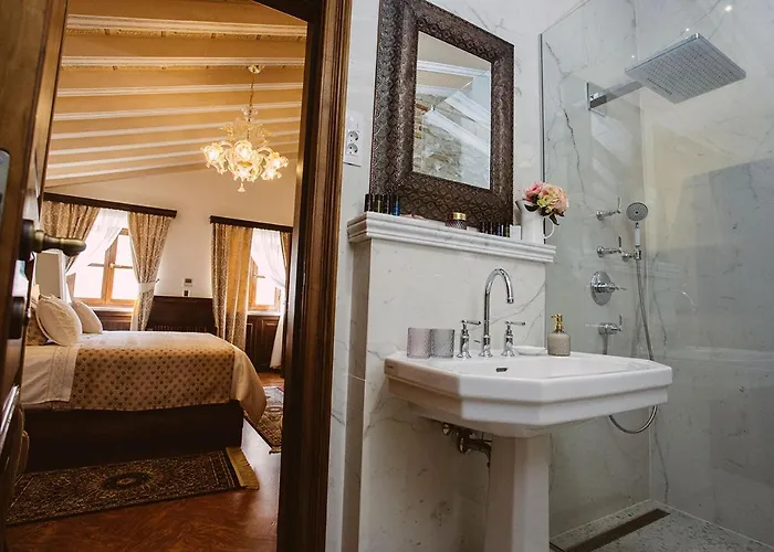 Heritage Cardo Hotel 4*