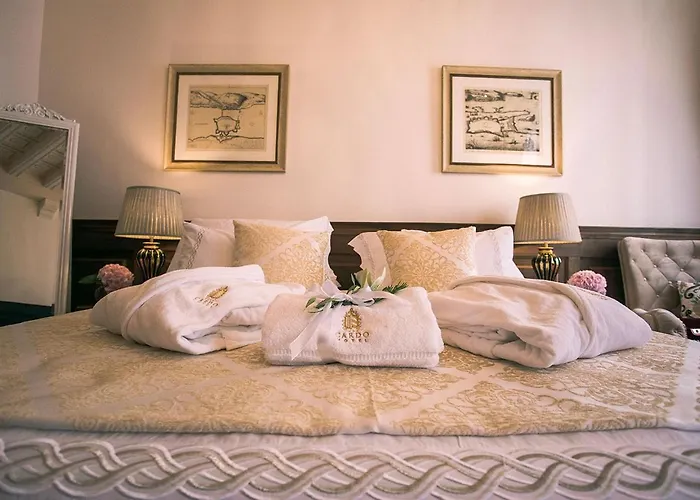 Heritage Cardo Hotell