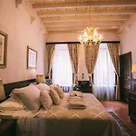 Heritage Cardo Hotel
